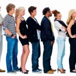 Fila-de-personas-619×346