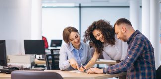 tener éxito en una empresa familiar