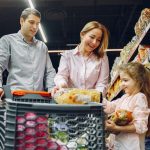 son muchas las estrategias que usa walmart en su negocio