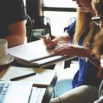 emprendedores jóvenes