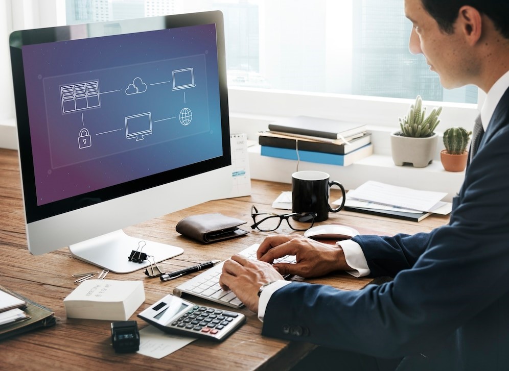 gestionar una intranet en el departamento de RRHH