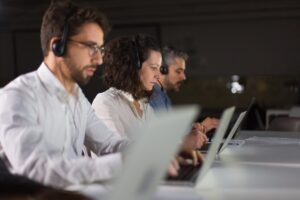 Potenciando la comunicación empresarial: 5 casos de uso de WhatsApp Multiagente