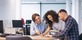 Proceso de ventas B2B: Fases clave y sus herramientas para el éxito