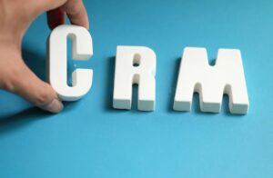 Maximiza tu eficiencia empresarial con un CRM: Una mirada al futuro laboral