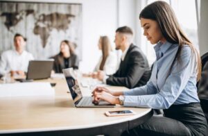 ¿Cómo mejorar la experiencia del cliente con CRM?