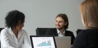 Como el por qué deberías invertir en un CRM
