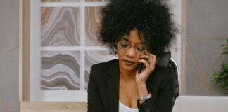 Cómo crear una estrategia de atención al cliente con CRM efectiva
