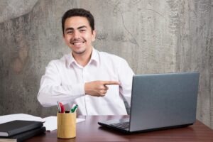 Ejemplos de mailing creativo: Descubre tácticas para el éxito en 2024