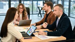 Gestión empresarial: su importancia en la toma de decisiones efectivas, Unidos es la clave