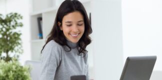 Cómo crear un mensaje predeterminado en WhatsApp Multiagente y no morir en el intento