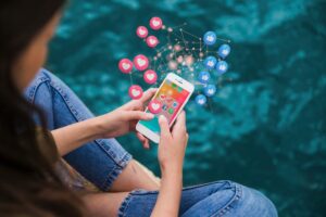 Mejorando las Conversaciones: Estrategias de Adquisición de Usuarios en Redes Sociales