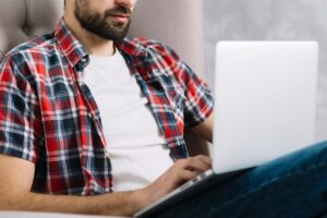 Qué opciones de WhatsApp con Inteligencia Artificial para empresas existen