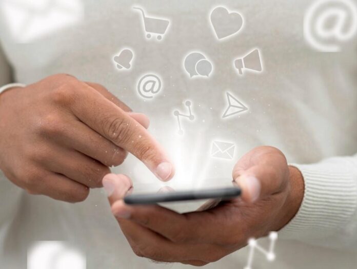 WhatsApp Business: La Revolución en la Comunicación Empresarial que No Puedes Ignorar