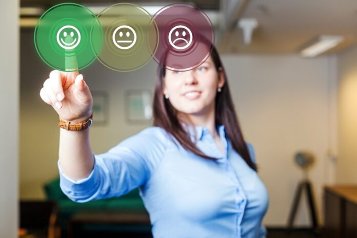 Customer Experience e Inteligencia Artificial Customer Experience e Inteligencia Artificial