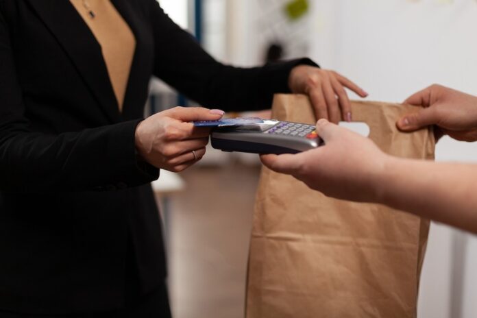 Proceso de compra Proceso de compra: qué es, sus etapas clave y ejemplos prácticos para entenderlo mejor
