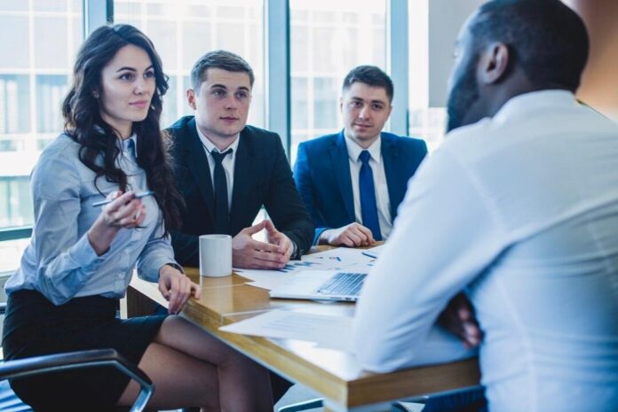 Cómo gestionar cuentas clave de manera eficiente en ventas B2B Cómo gestionar cuentas clave de manera eficiente en ventas B2B