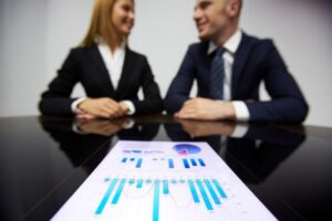 Cómo priorizar oportunidades en ventas B2B para maximizar ingresos
