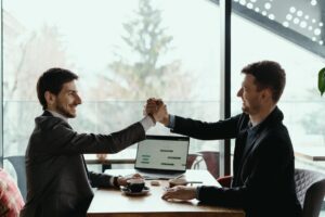 Cómo un CRM puede mejorar tus ventas y fidelizar clientes